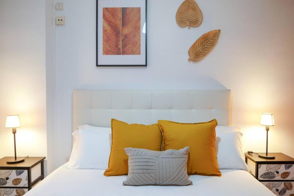 Stay U-Nique Apartments Lluca บาร์เซโลนา ภายนอก รูปภาพ