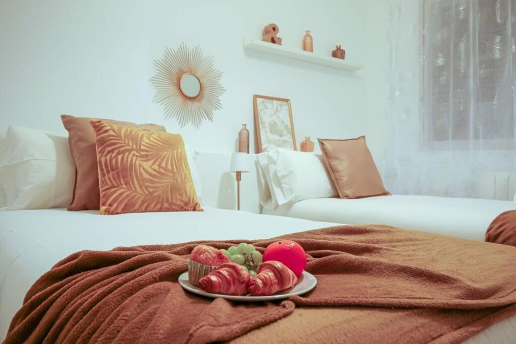 Stay U-Nique Apartments Lluca บาร์เซโลนา ภายนอก รูปภาพ